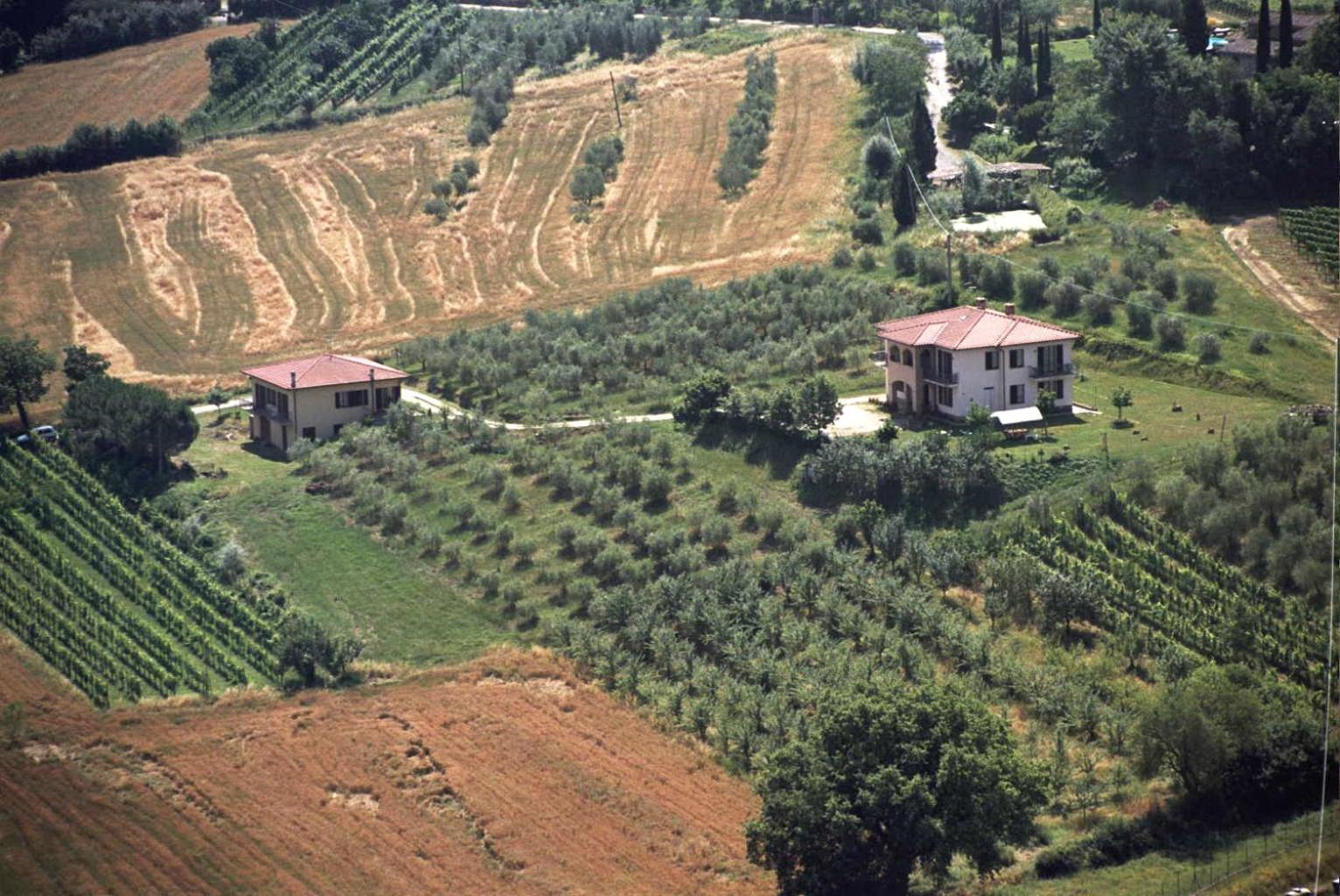 B&B Il Girasole - Rooms & House In Country - 1500 Meters From Historic Center Montepulciano Exterior photo