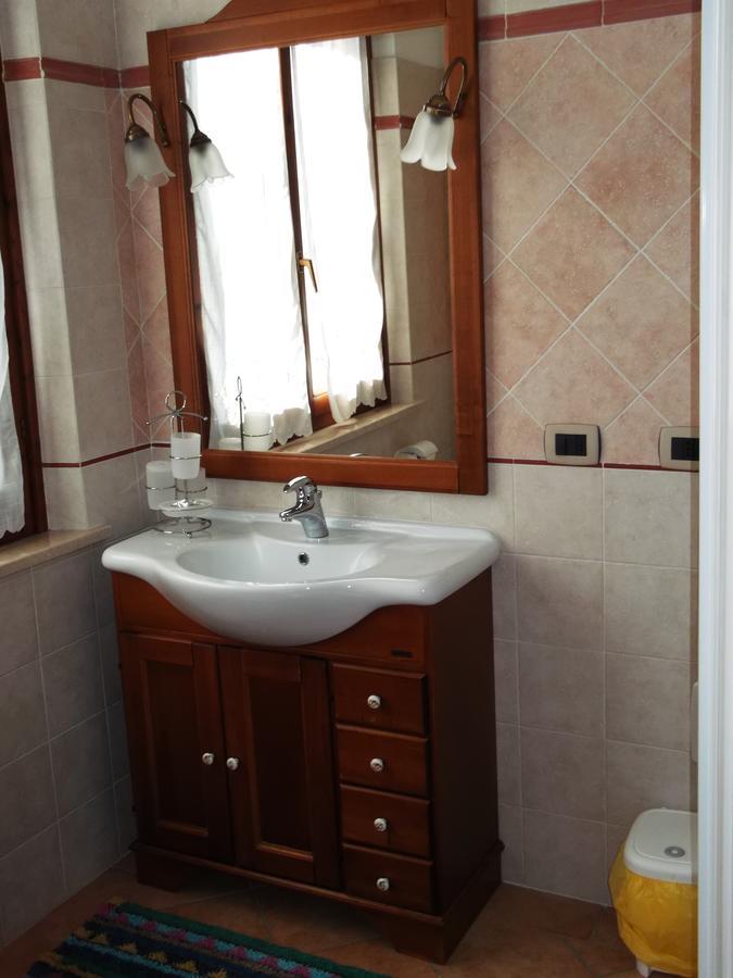 B&B Il Girasole - Rooms & House In Country - 1500 Meters From Historic Center Montepulciano Exterior photo