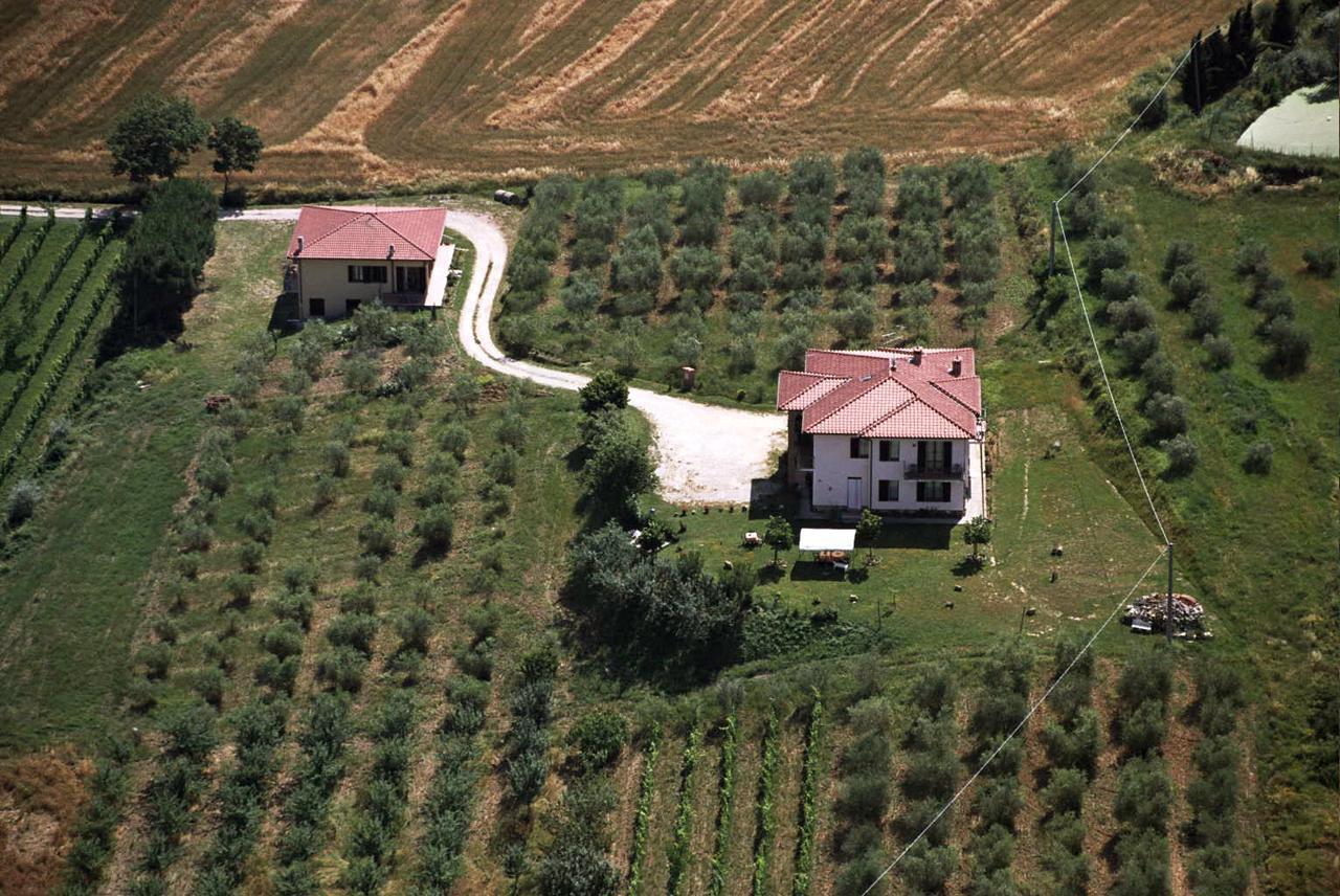B&B Il Girasole - Rooms & House In Country - 1500 Meters From Historic Center Montepulciano Exterior photo