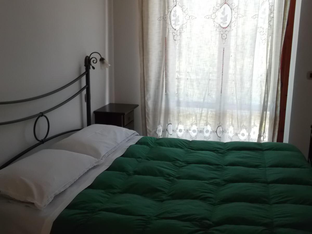 B&B Il Girasole - Rooms & House In Country - 1500 Meters From Historic Center Montepulciano Exterior photo